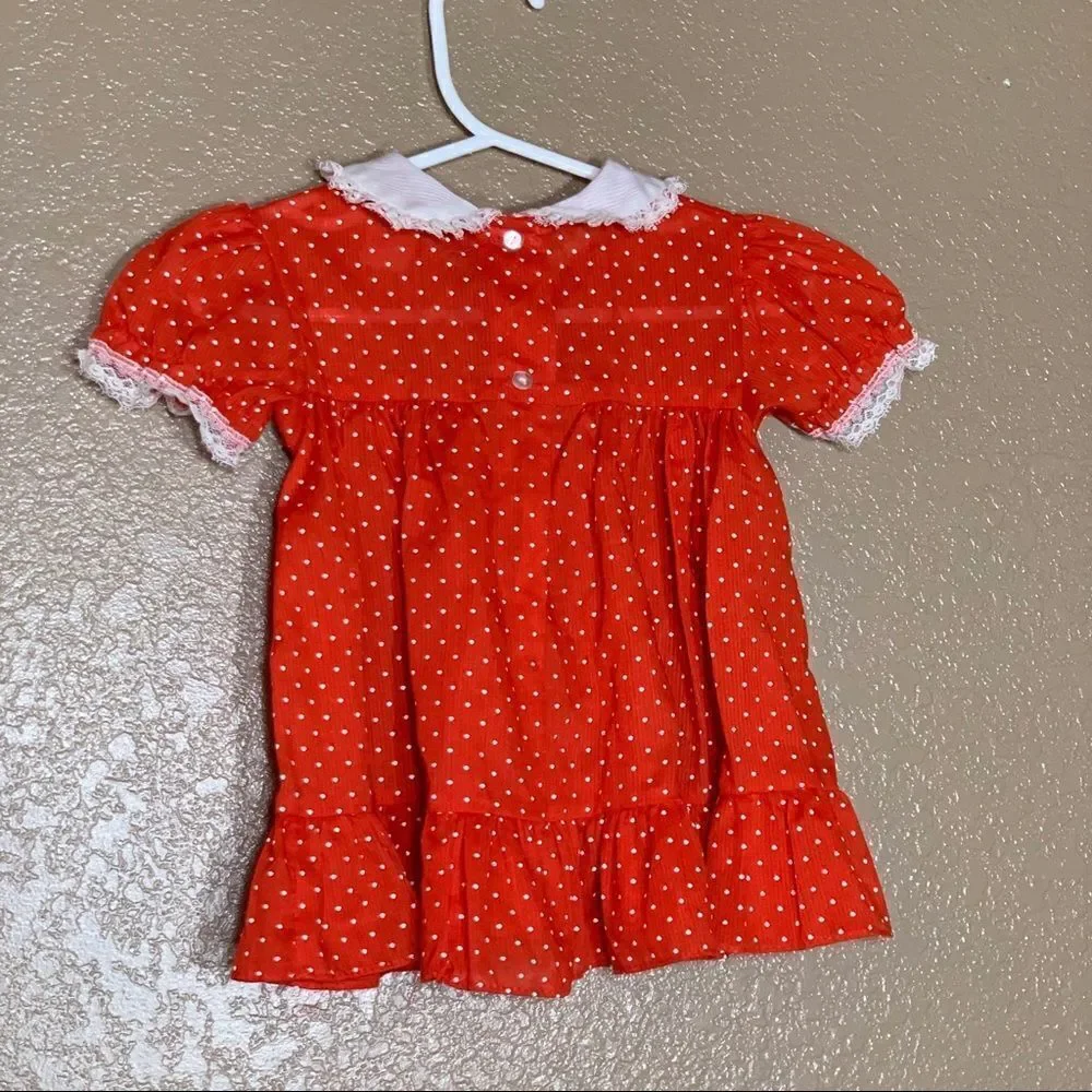 Vintage baby girl red and white polka dot dress‎